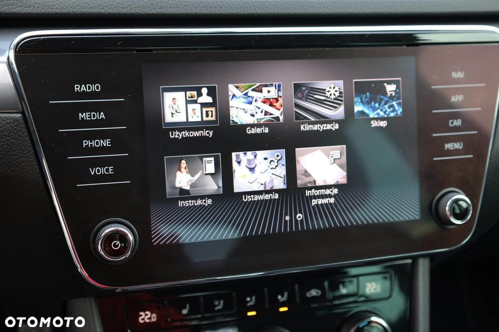 Skoda Superb 2.0 TDI SCR Active DSG - 20