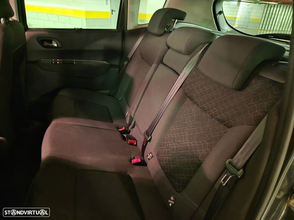 Peugeot 3008 1.6 BlueHDi Style - 26