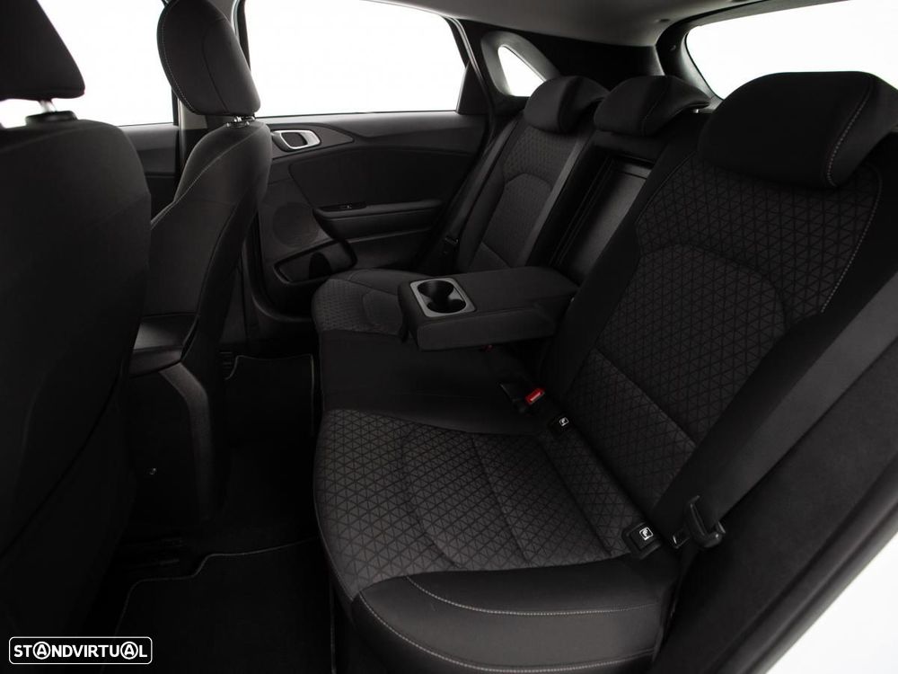 Kia Ceed 1.0 T-GDI Urban - 10