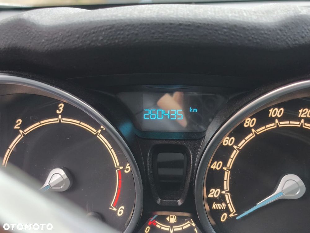 Ford Fiesta 1.6 TDCi Trend - 14