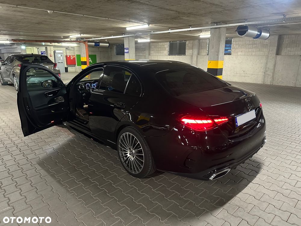 Mercedes-Benz Klasa C 180 9G-TRONIC AMG Line - 6