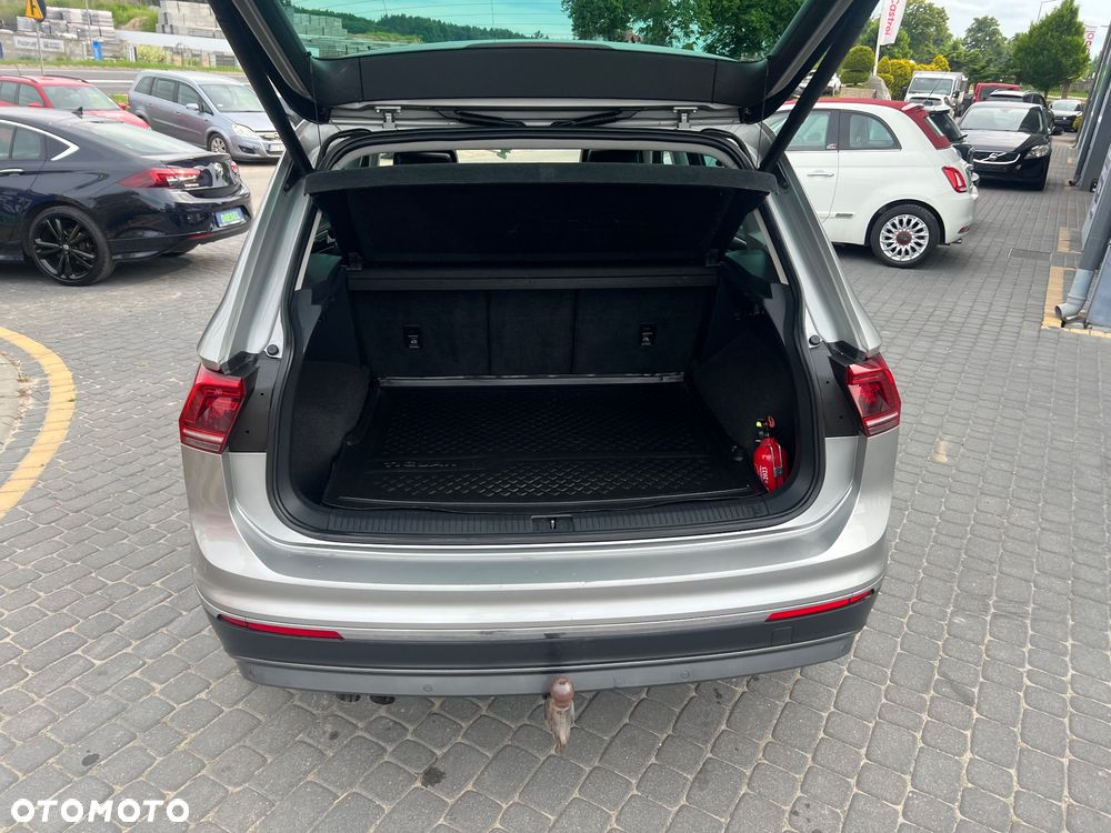 Volkswagen Tiguan - 26