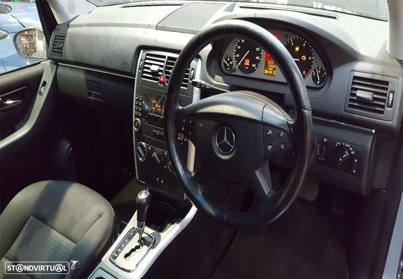 Mercedes Classe B180 W245 2.0CDI de 2006 disponível para peças - 5