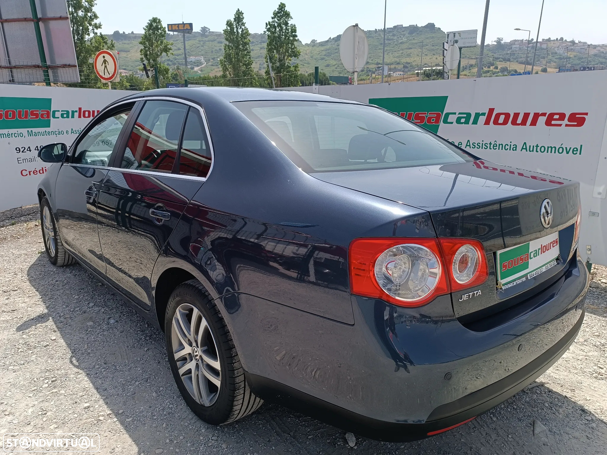 VW Jetta 2.0 TDI Confortline - 10