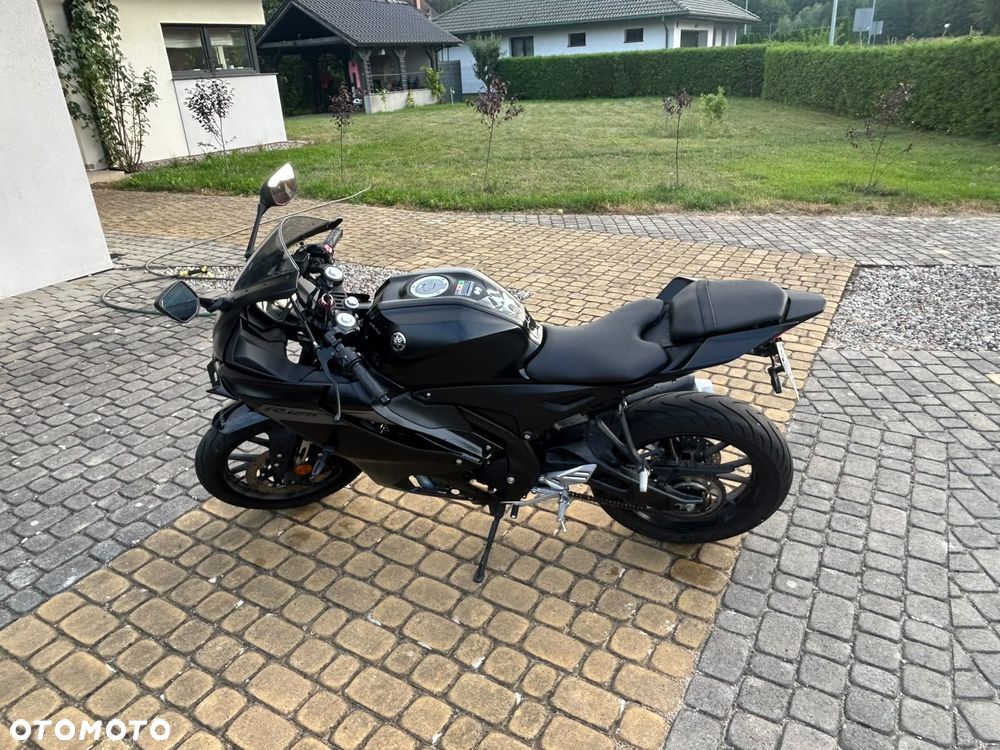 Yamaha R125 - 2