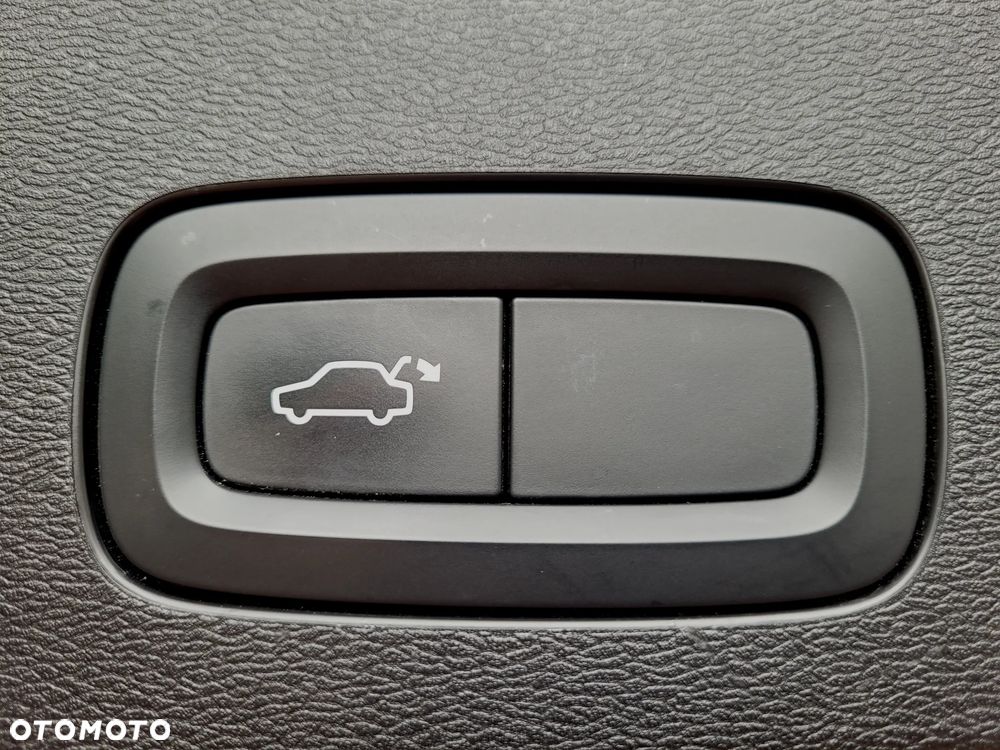 Volvo V60 T4 R-Design - 40