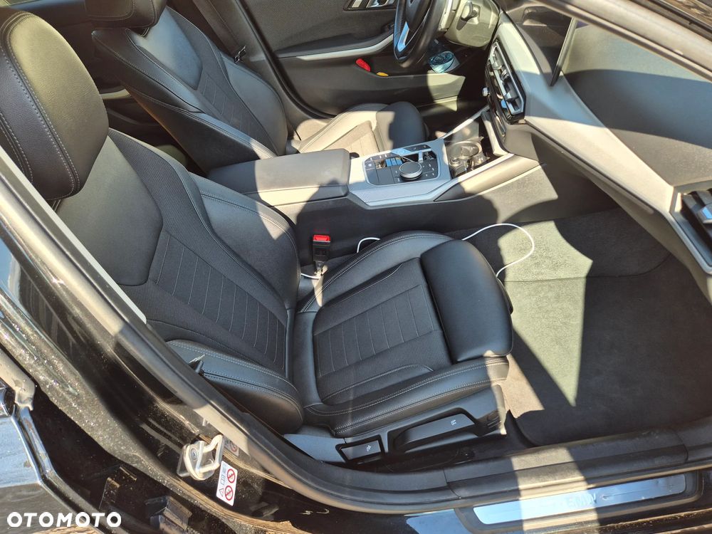 BMW Seria 3 320d Advantage sport - 31