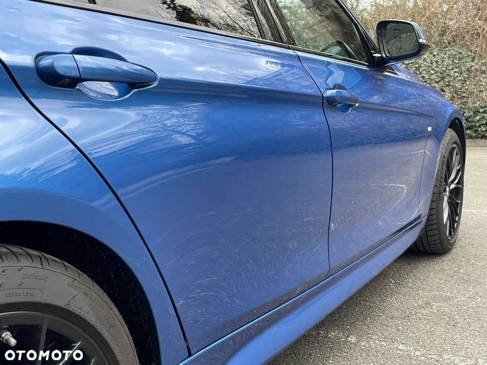 BMW 3 Series 2019 photo 5