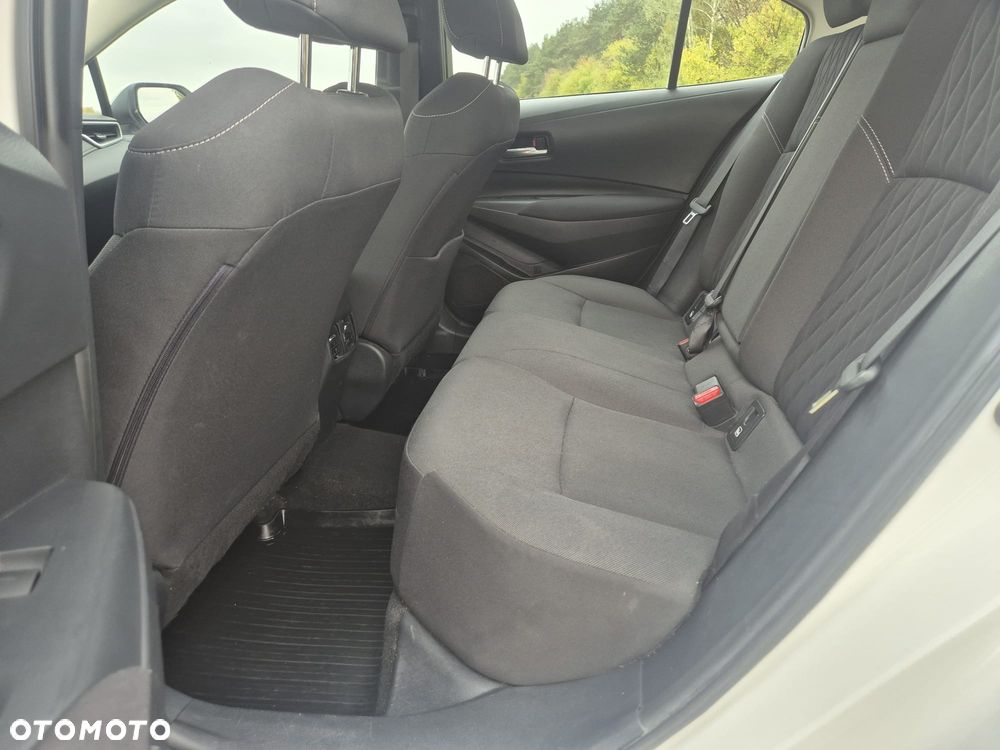 Toyota Corolla 1.5 Comfort - 26