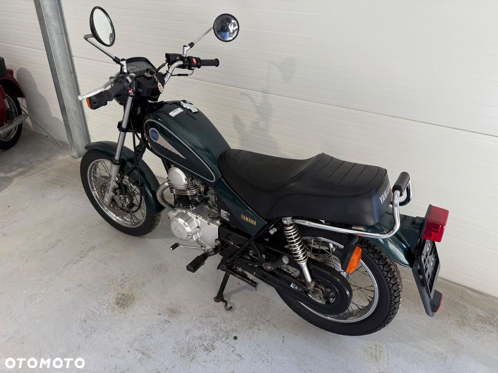 Yamaha SR - 2