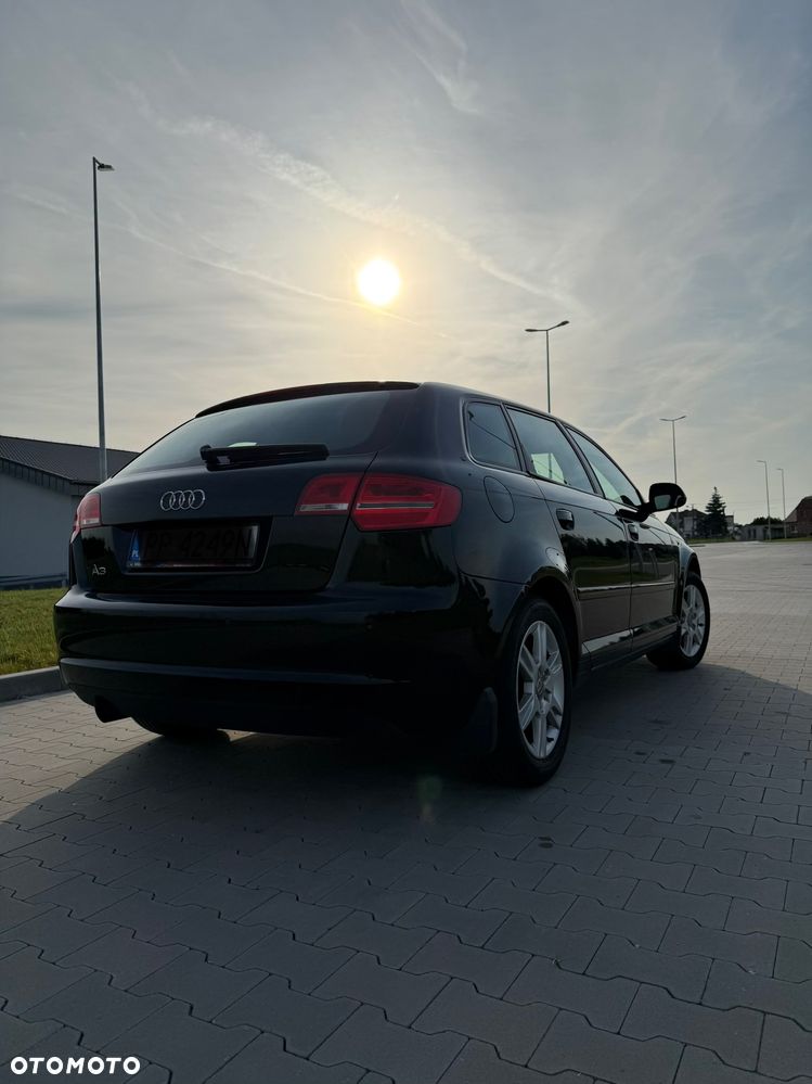 Audi A3 Sportback - 3