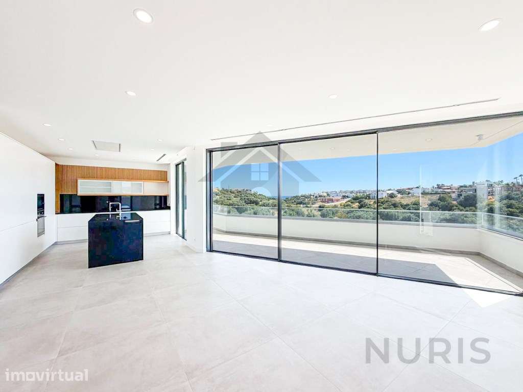 Moradia T4 de Luxo para Venda com Vista Mar e Piscina em Lagos - Grande imagem: 5/60