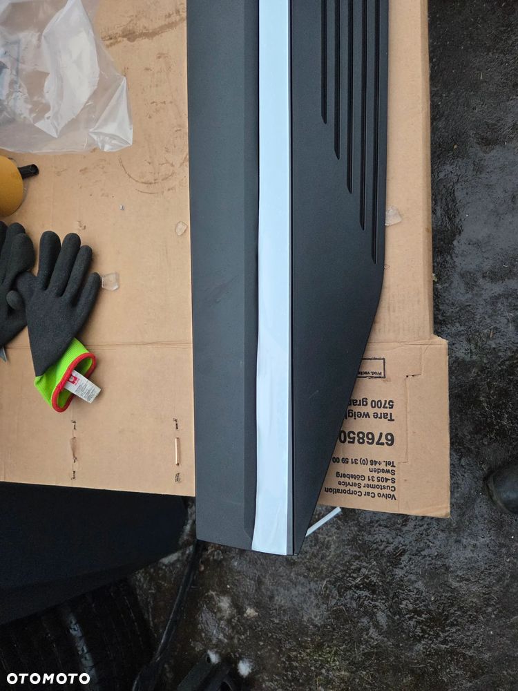 Listwa na drzwi prawy przód Hyundai Ioniq 5 87722-GI000CA 87722GI000CA listwa drzwi prawa przód przednia - 7