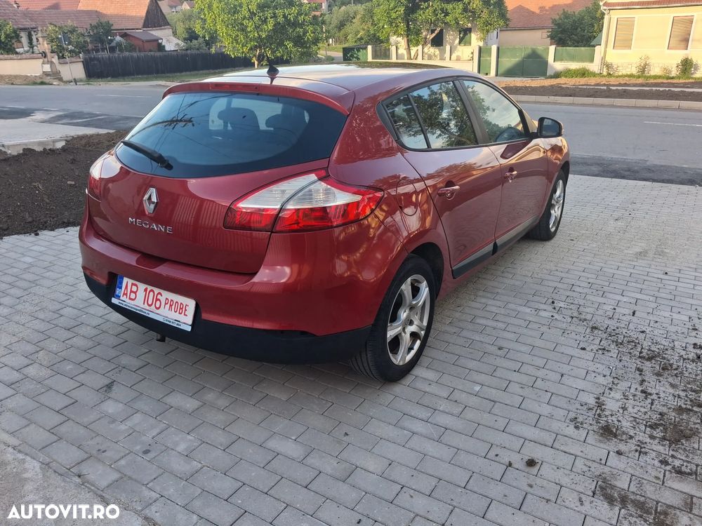 Renault Megane 1.6 16V 110 Paris - 3