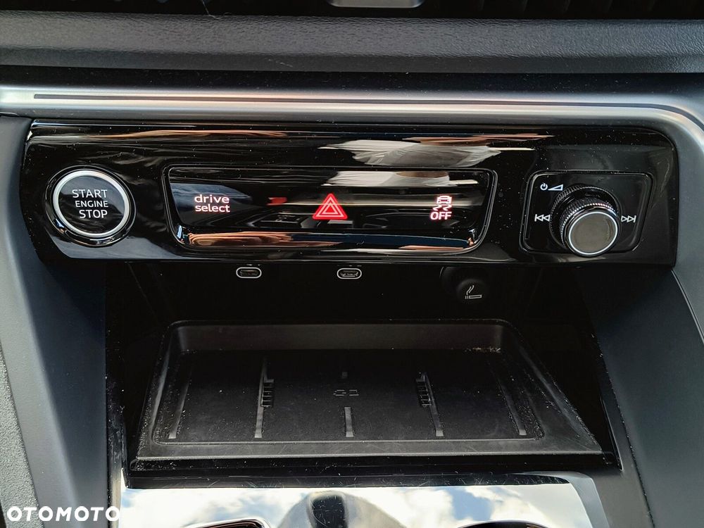 Audi Q5 Sportback - 31