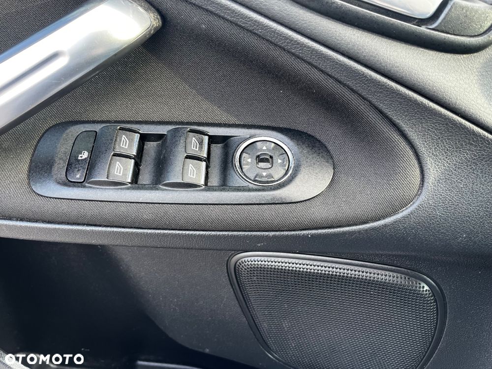 Ford S-Max 2.0 Titanium - 30