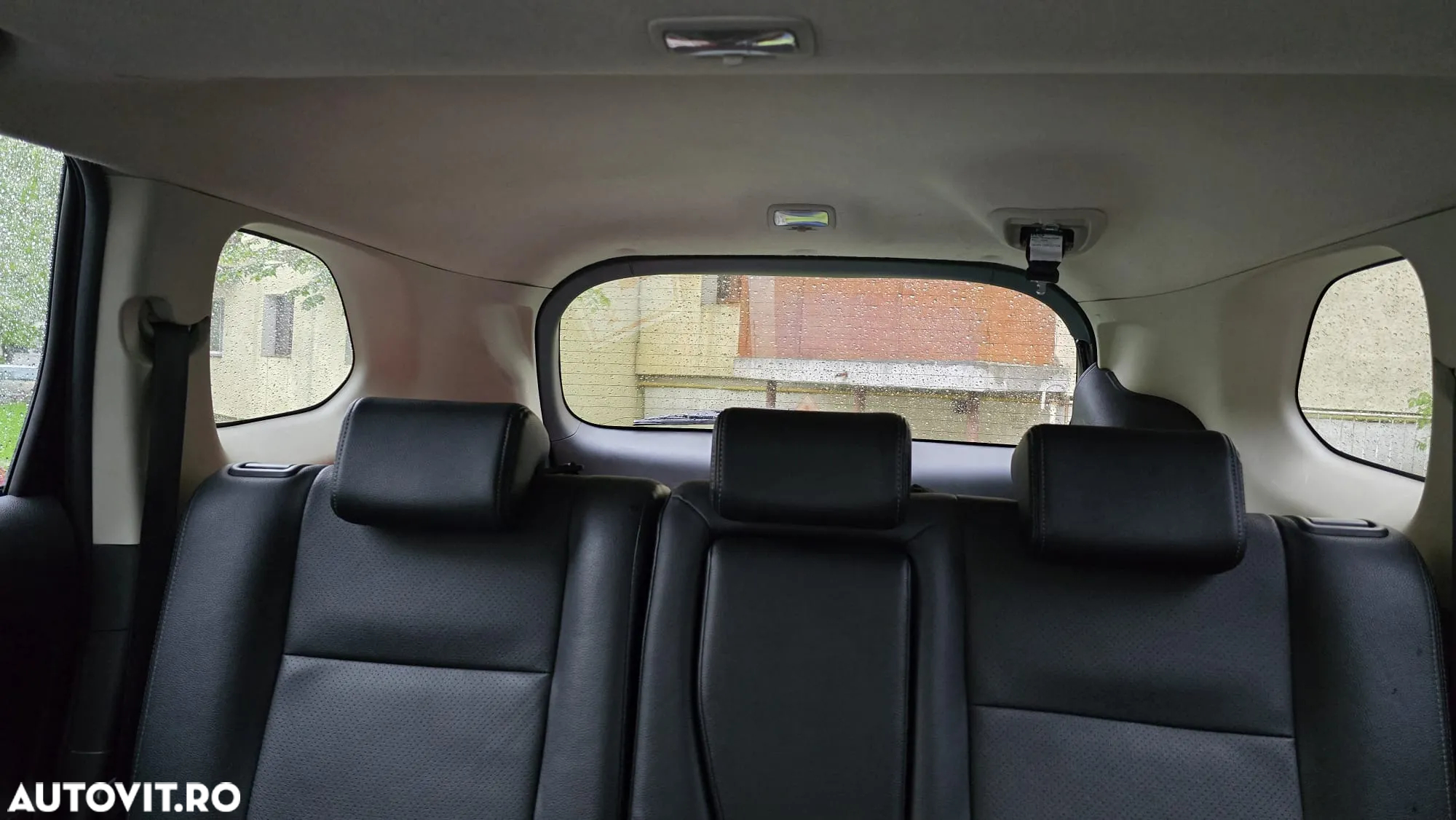 Mitsubishi Outlander 2.0 4WD Plug-In Hybrid Top - 19