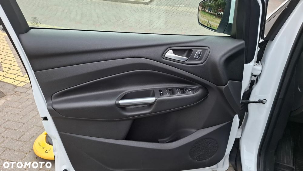 Ford Kuga 1.5 EcoBoost FWD Titanium ASS - 14