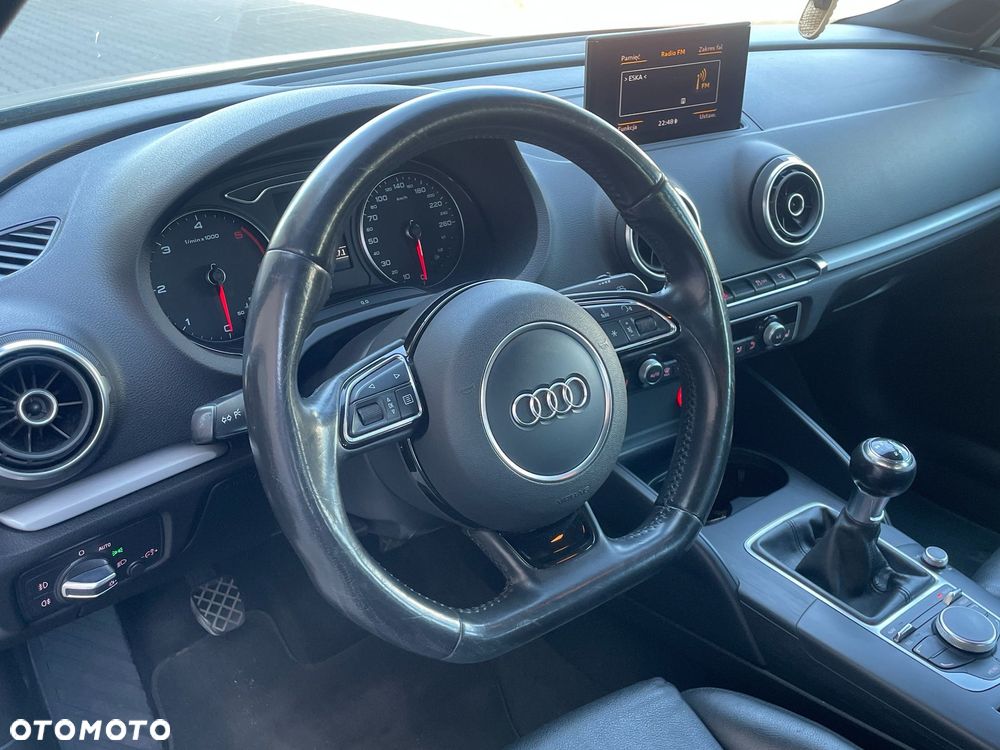 Audi A3 Limousine 1.6 TDI design - 31