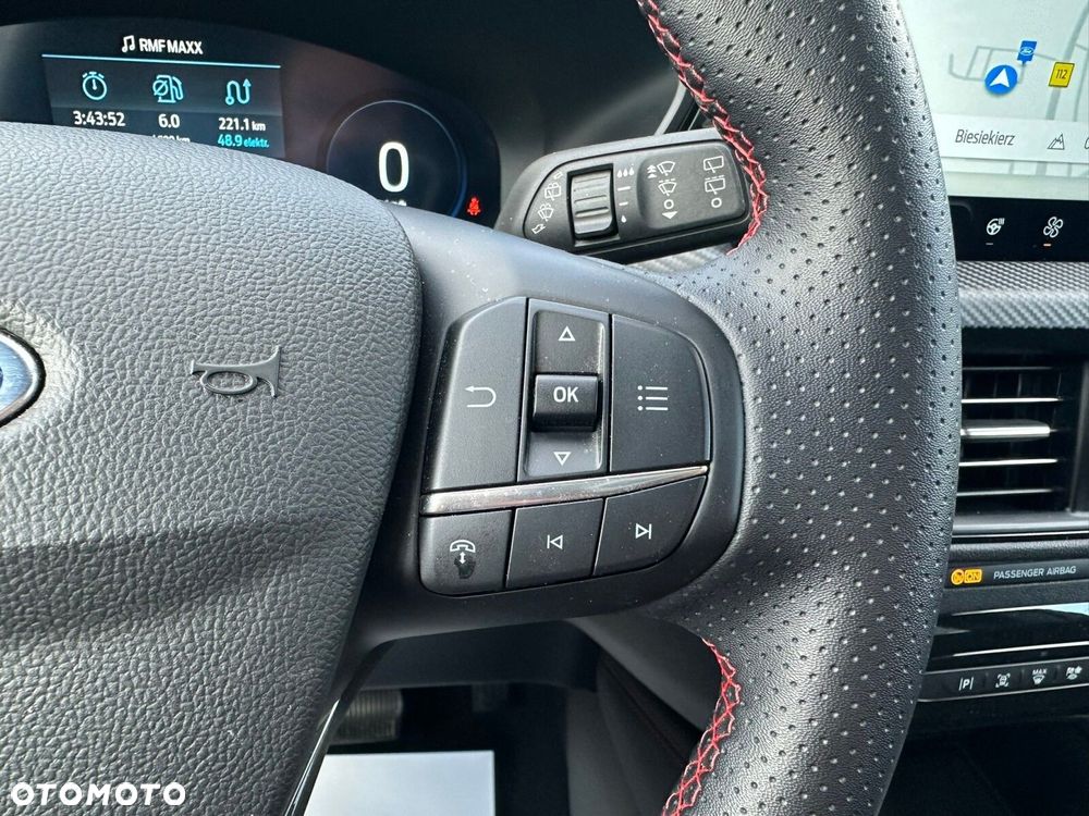 Ford Kuga - 19