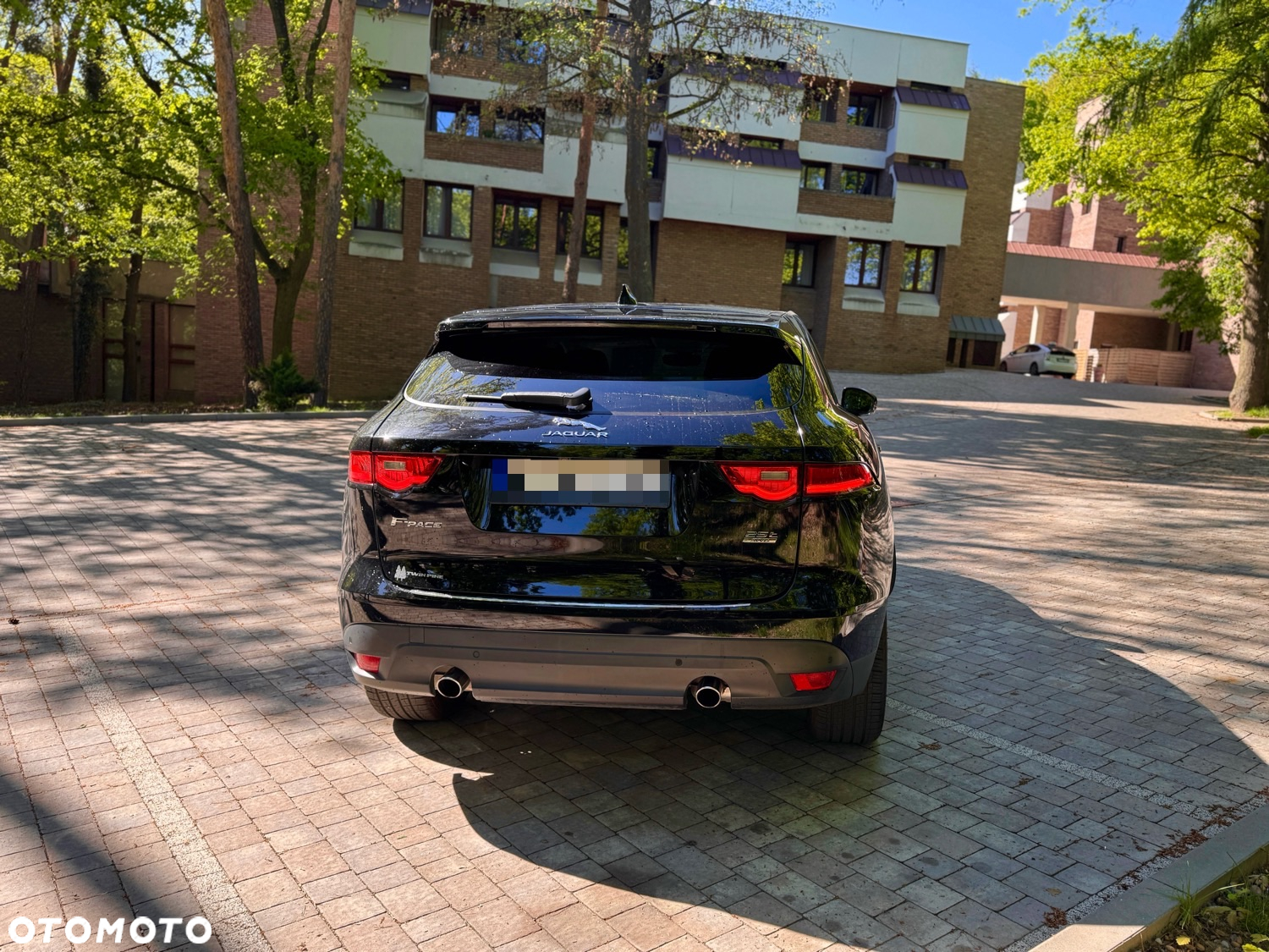 Jaguar F-Pace 25t AWD Prestige - 5