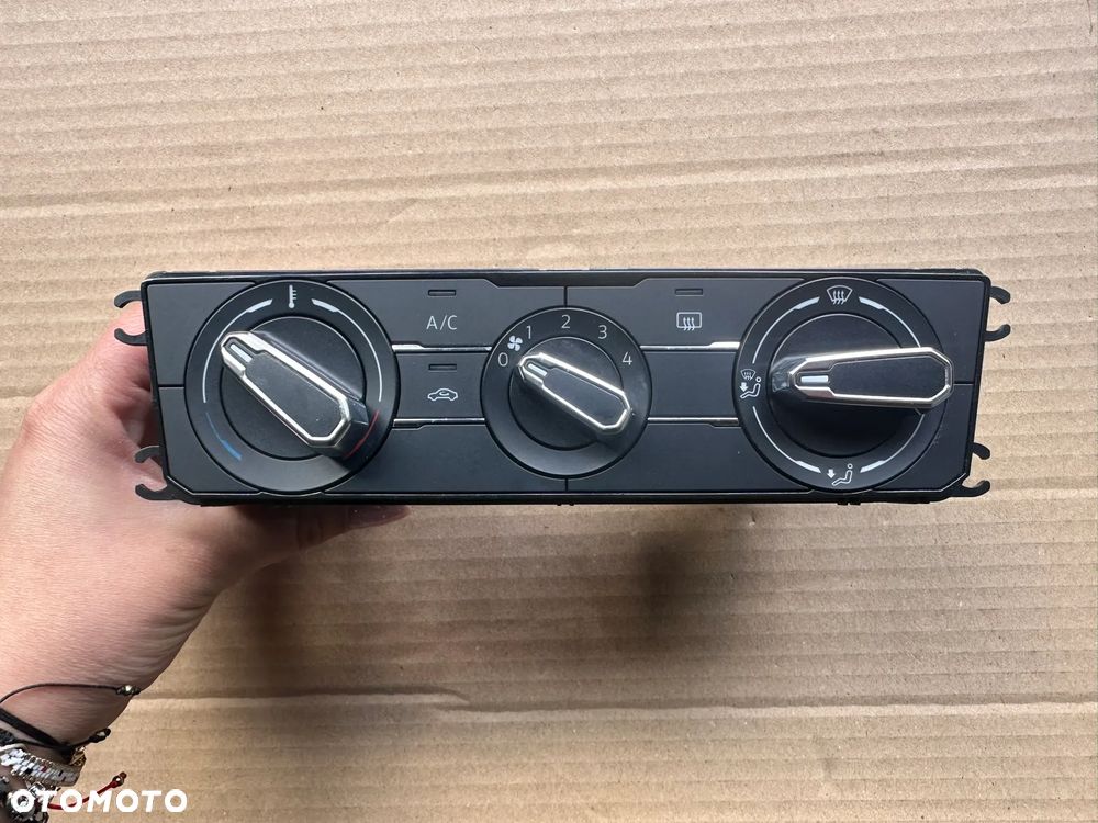 Panel klimatyzacji VW Polo VI 2G 2G1820045F - 1