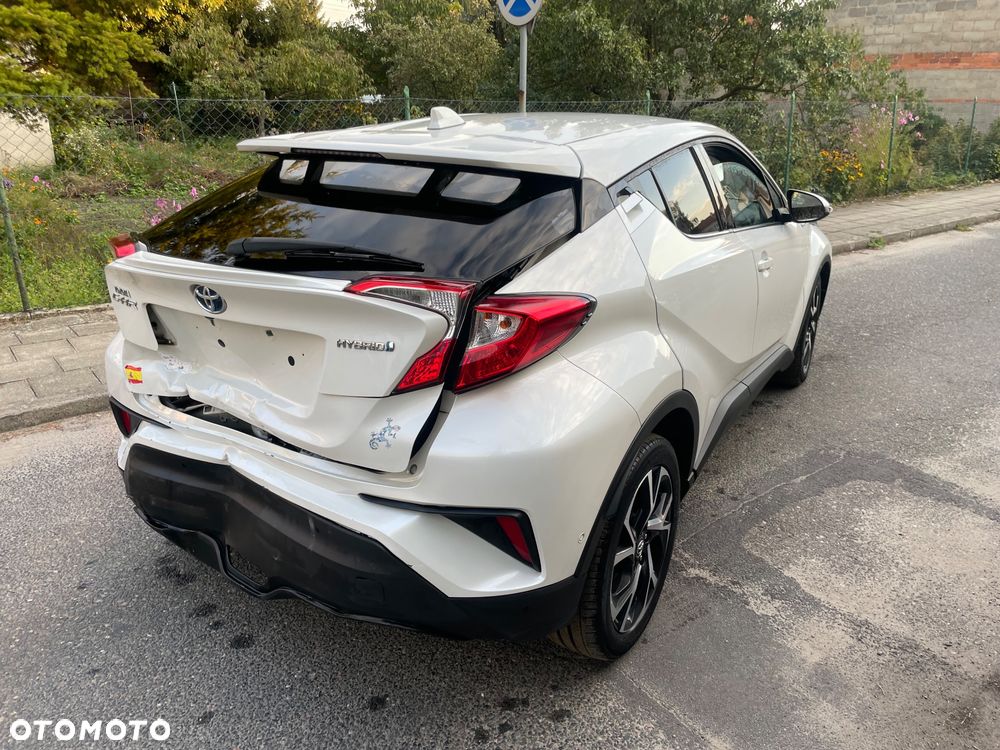 Toyota C-HR - 21