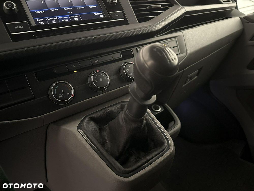 Volkswagen Transporter - 16