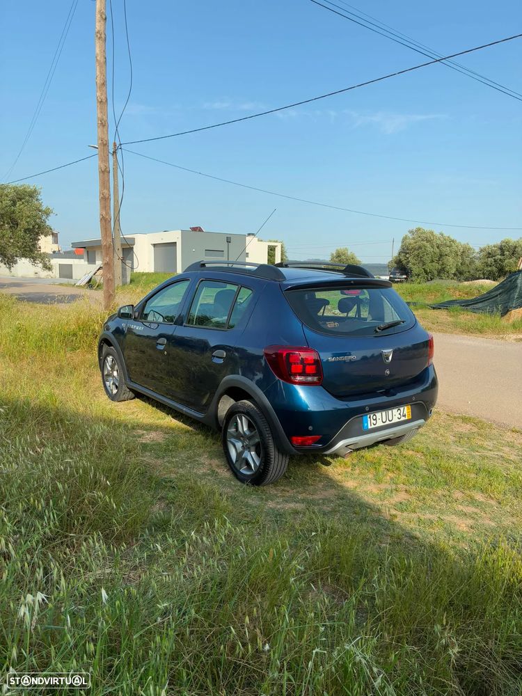Dacia Sandero 1.5 dCi Stepway - 2