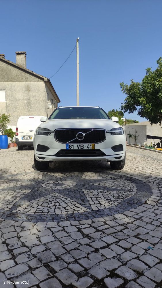 Volvo XC 60 2.0 D4 Momentum Geartronic - 25