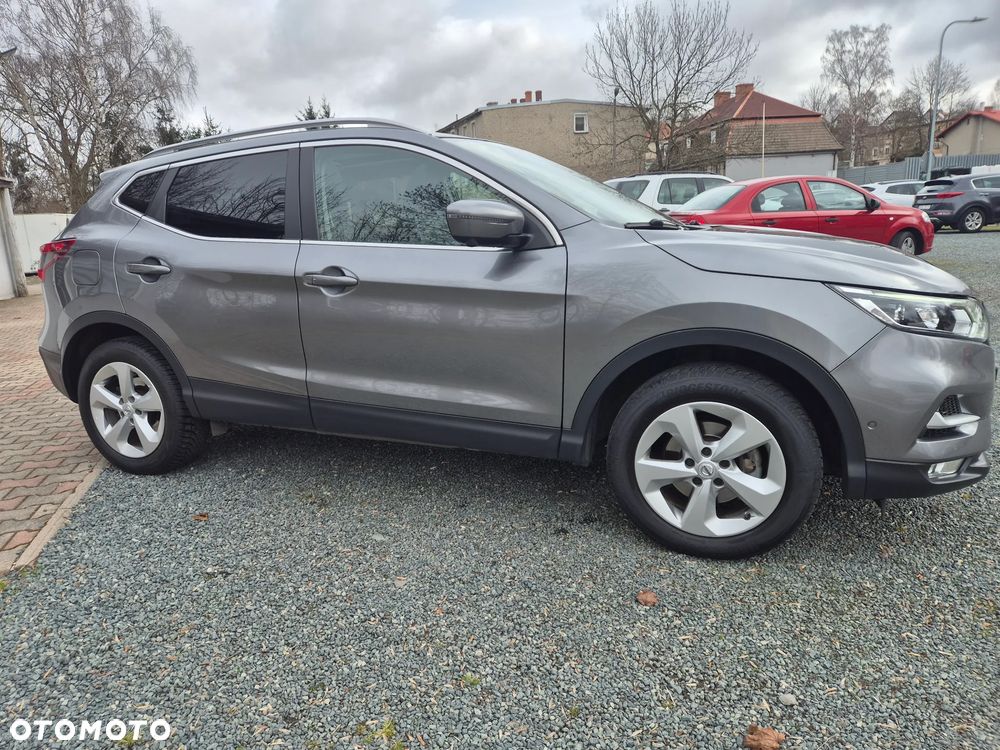 Nissan Qashqai - 4