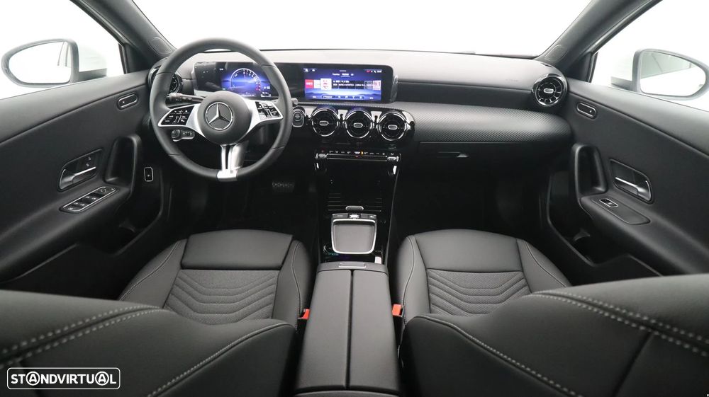 Mercedes-Benz A 250 e Style Plus - 13