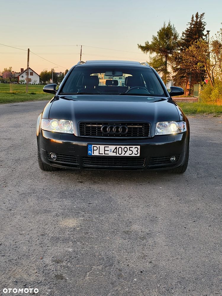 Audi A4 Avant 3 - 32