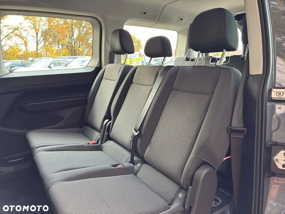 Volkswagen Caddy Maxi 2.0 TDI DSG - 18