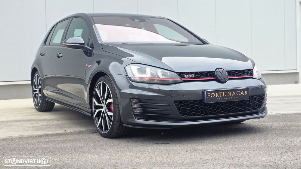 VW Golf 2.0 TSi GTi DSG Performance - 3