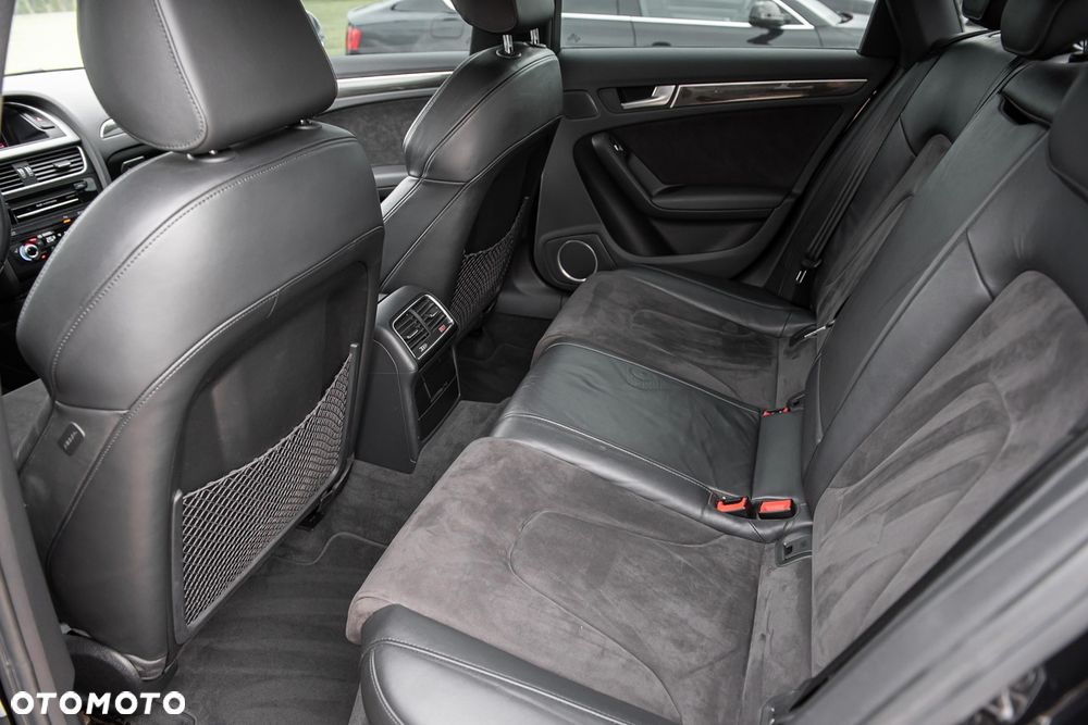 Audi S4 Limousine - 19