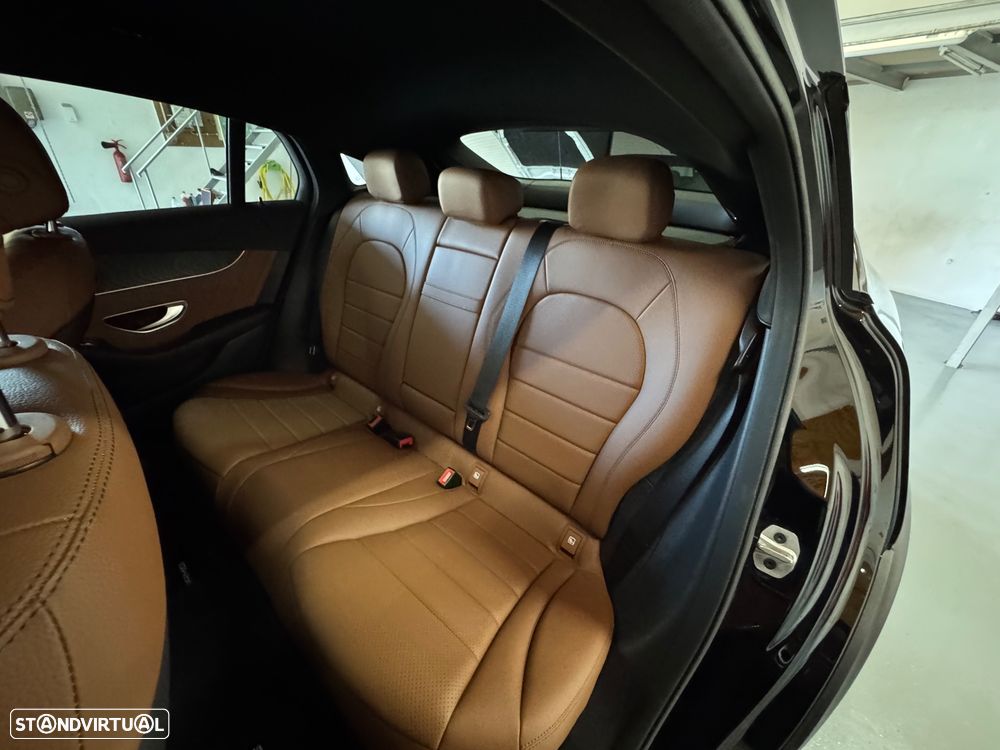 Mercedes-Benz GLC 300 de Coupe 4Matic 9G-TRONIC AMG Line - 21