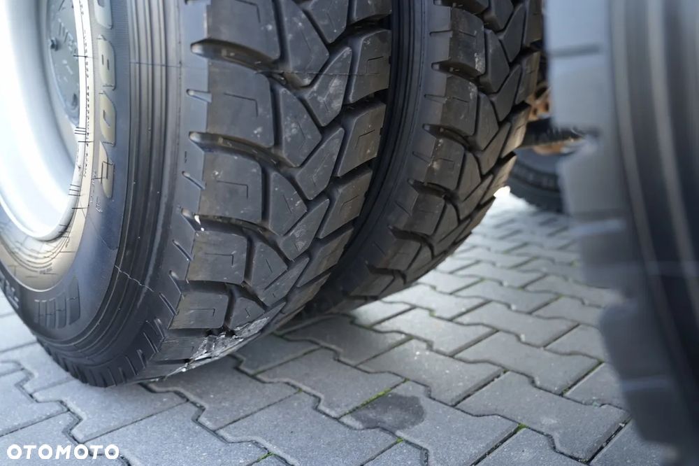 Iveco X- WAY 480 / 8x4 / WYWROTKA TYLNOZSYPOWA - 5,6 M / HYDROKLAPA / OPONY 100% / EURO 6 - 25