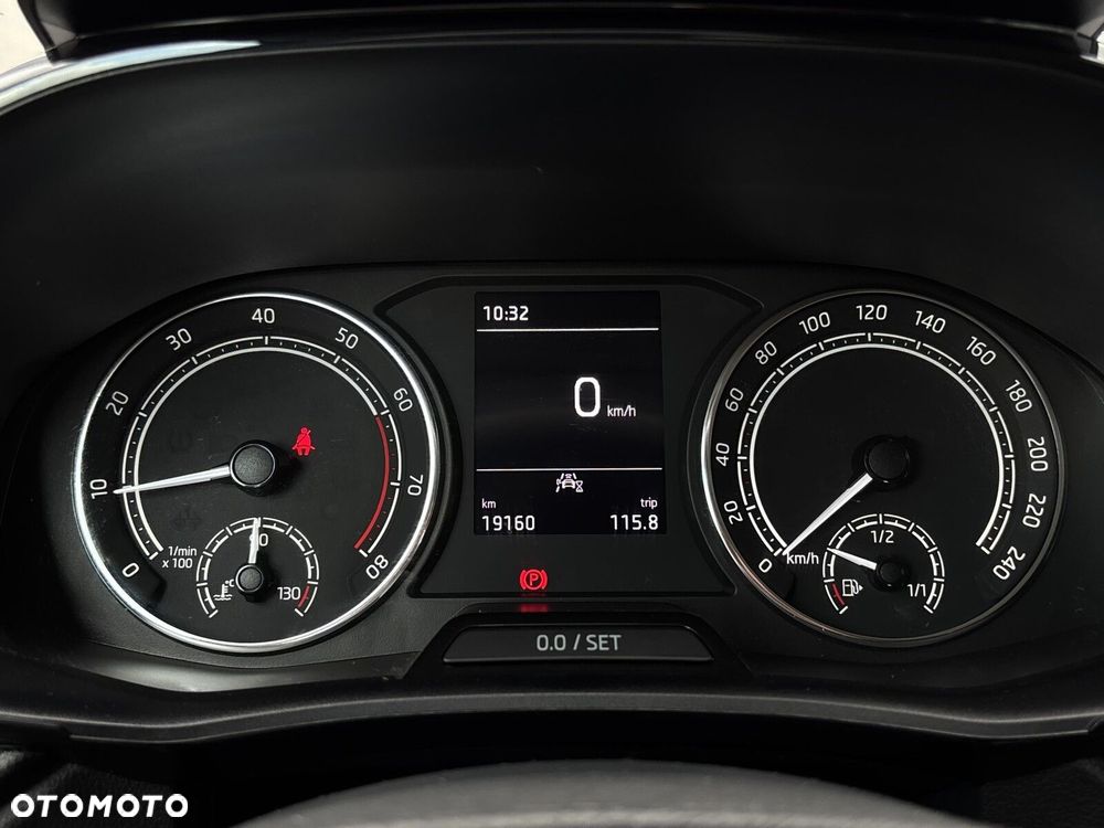 Skoda Fabia 1.0 TSI Ambition - 17