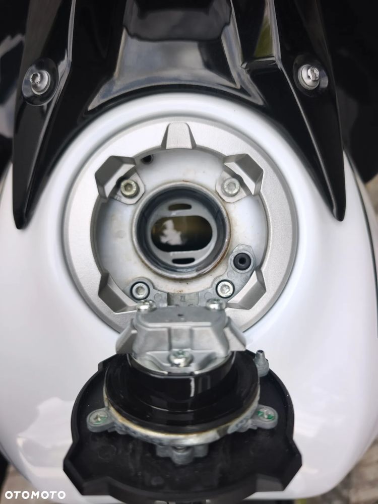 Kawasaki Z 650 - 18