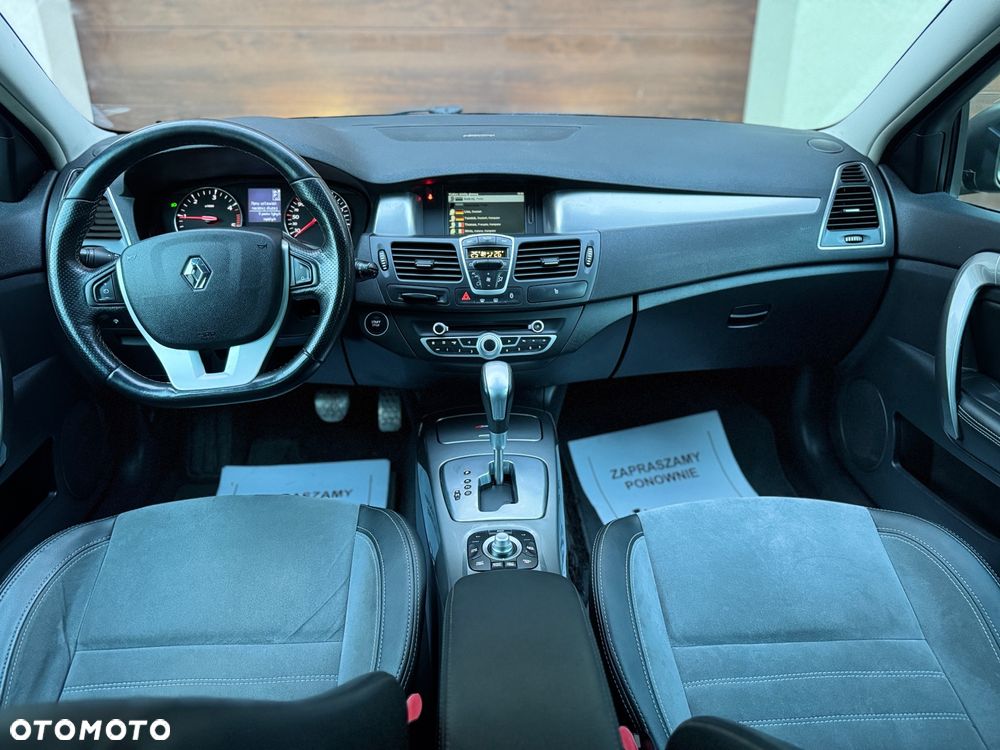 Renault Laguna dCi 175 FAP GT - 23