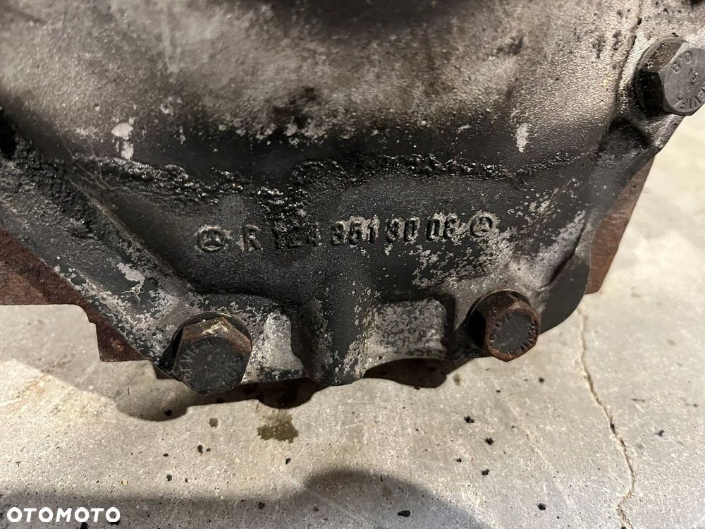 DYFER MOST DYFERENCJAŁ MERCEDES W124 M111 200E E220 E200 220E 3.27 ABS - 6
