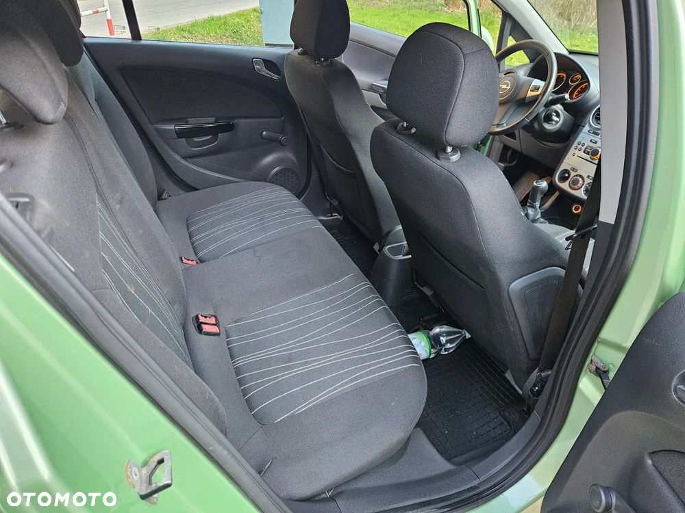 Opel Corsa - 23