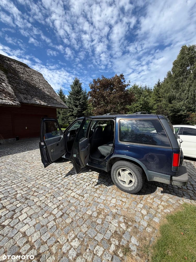 Ford Explorer - 7