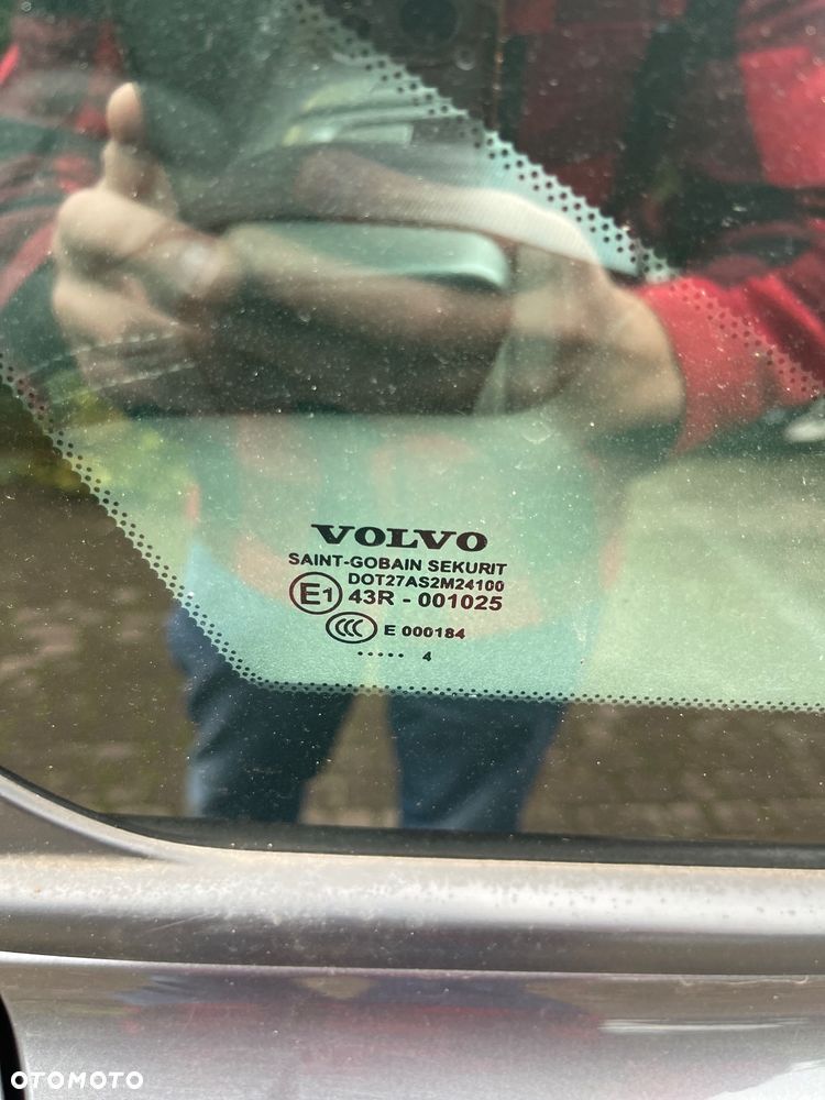 Volvo S40 2.4 - 18