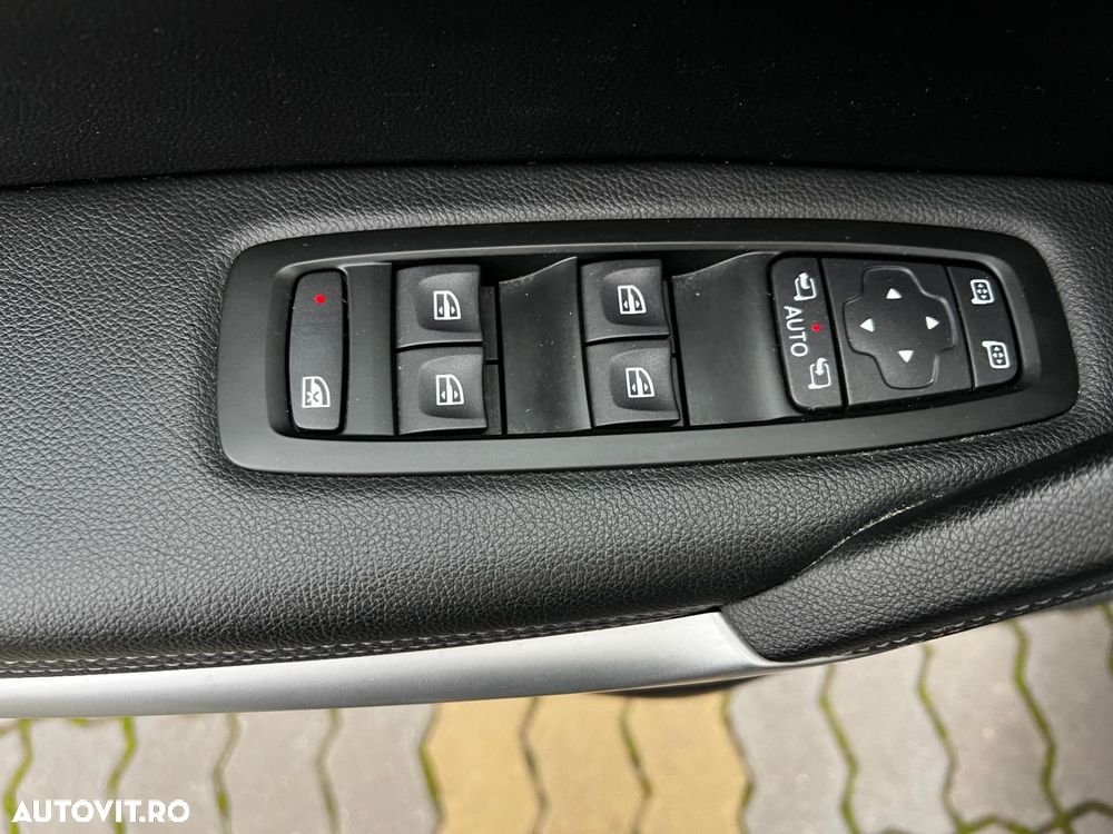 Renault Kadjar BLUE dCi 4X4 Intens - 36