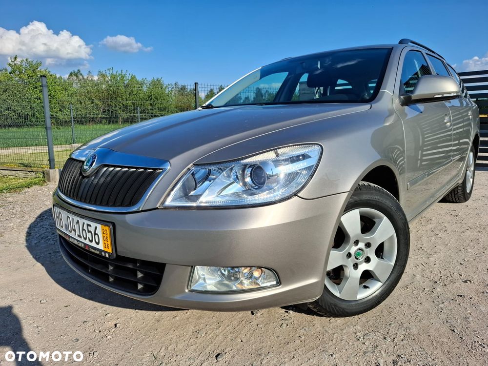 Skoda Octavia 1.6 Combi Style - 5