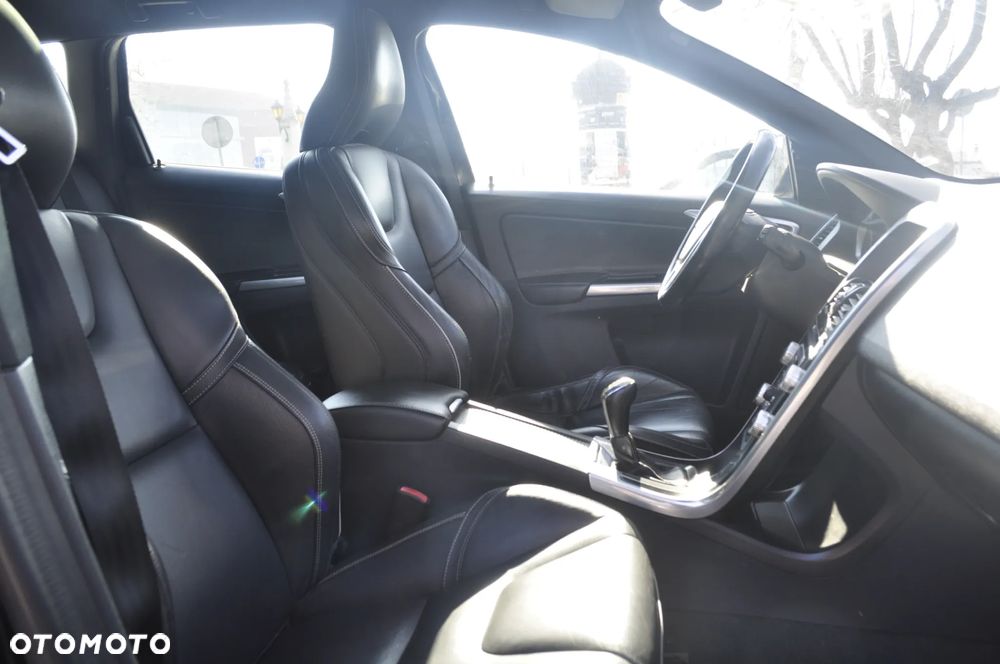 Volvo XC 60 D4 Drive-E R-Design Kinetic - 6