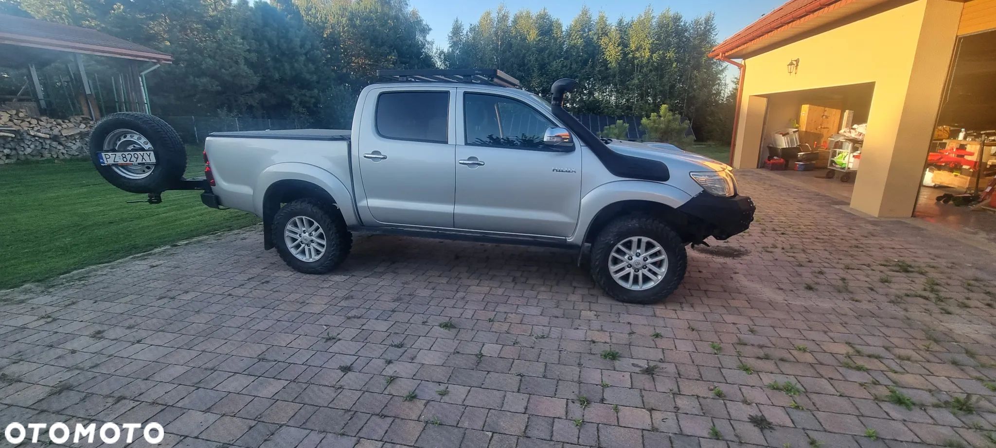 Toyota Hilux 3.0 D-4D Adventure - 1