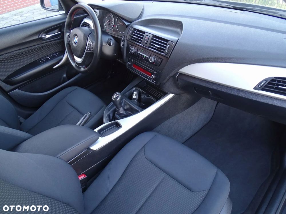 BMW Seria 1 116i Sport Line - 20